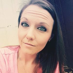 Meet your Posher, Leslie